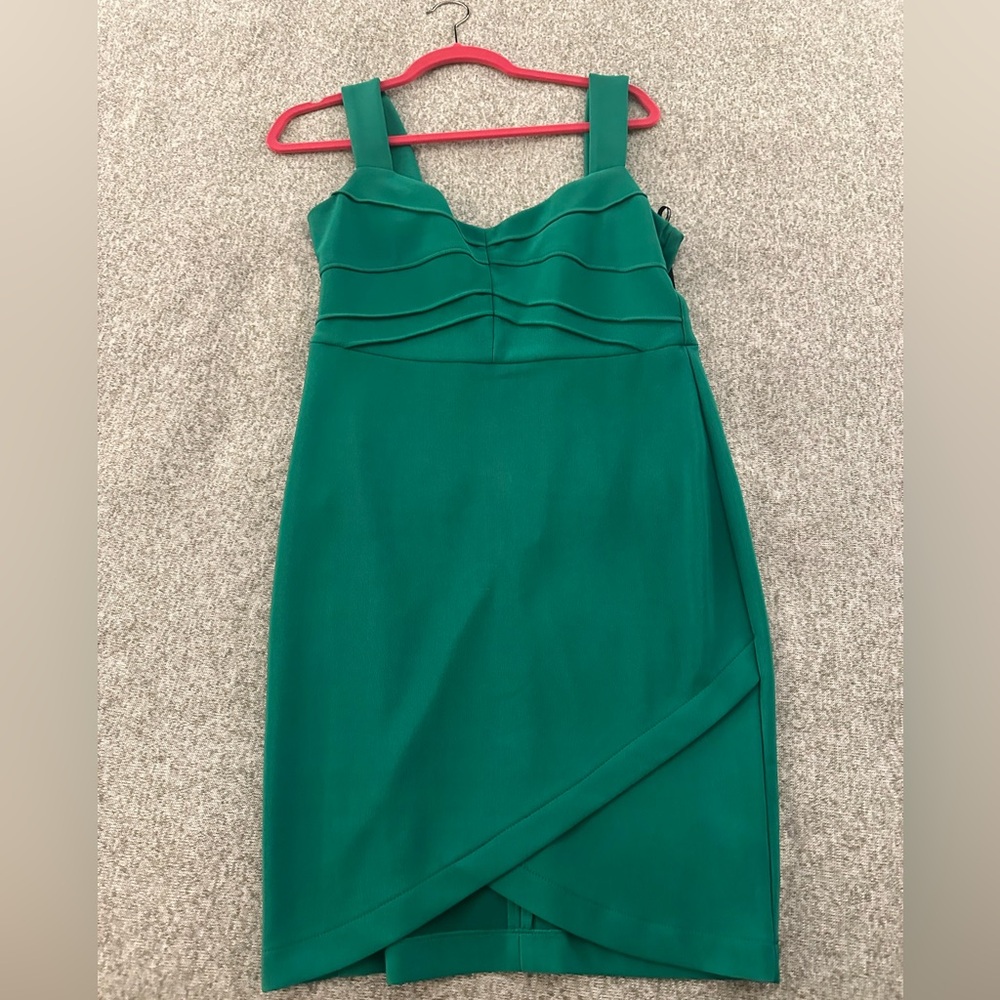 NWT GUESS Kelly Green Mini Dress